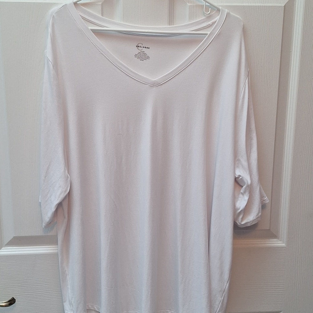 J womens Cato solid white short sleeve stretch plus size top 22/24W